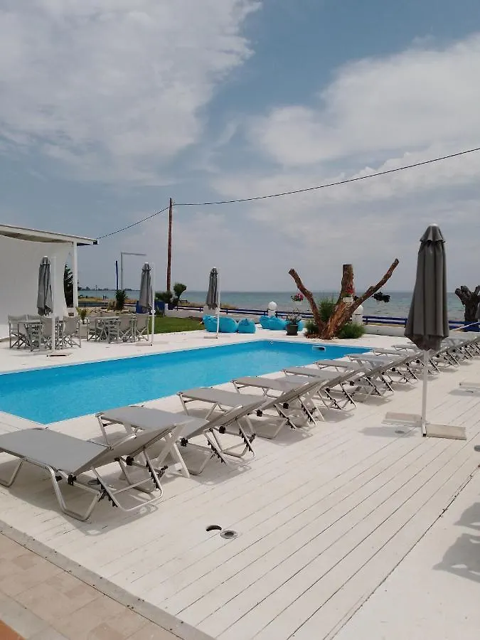 White House On The Beach Apartment Sozopoli Greece